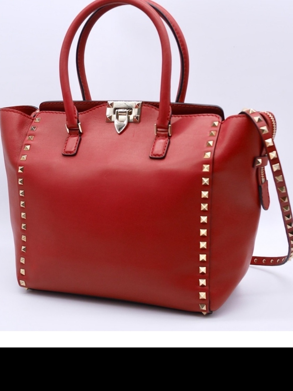 🍒Red VALENTINO GARAVANI Rockstud Med Shoulder bag